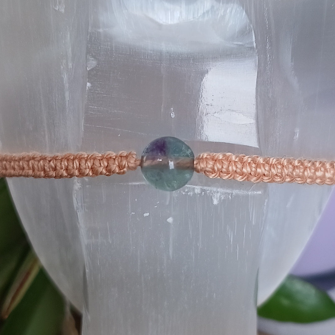 Pulseira de Criança em Macramé com Fluorite