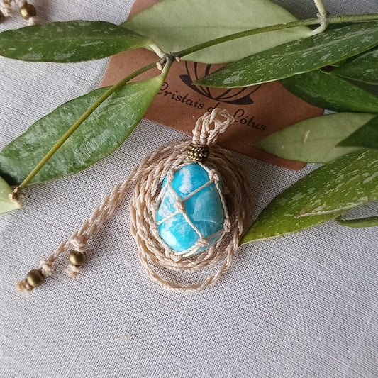 BeachWaves - Colar em Macramé Artesanal com Aragonite Azul