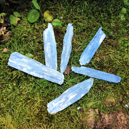 Pocket Blue Kyanite 