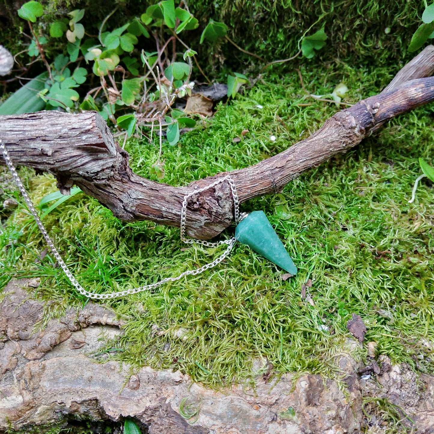 Mini Pêndulo de Quartzo Verde