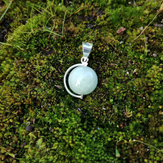 Silver Pendant with Green Aquamarine