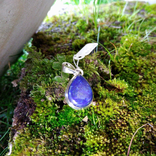 Pendant in Silver with Lapis Lazuli 